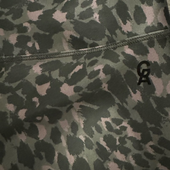 Good American the ferocious leopard print legging - Picture 2 of 7